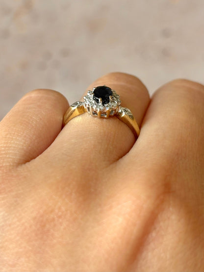 Bague Marguerite Saphir 0.50 carat &amp; Diamants "Raphaelle" - Elliade Paris