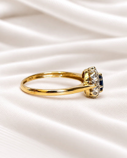 Bague Marguerite Saphir 0.52 carat &amp; Diamants "Cléa" - Elliade Paris