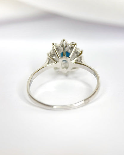 Bague Marguerite Saphir 0.52 carat &amp; Diamants "Germaine" - Elliade Paris