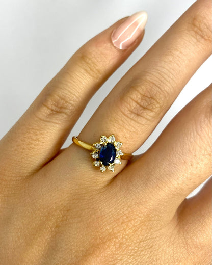 Bague Marguerite Saphir 0.54 carat &amp; Diamants 0.20 carat "Ambre" - Elliade Paris