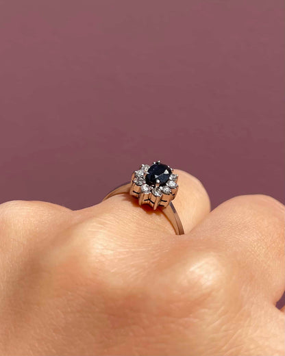 Bague Marguerite Saphir 0.55 carat &amp; Diamants &quot;Delphine&quot; - Elliade Paris