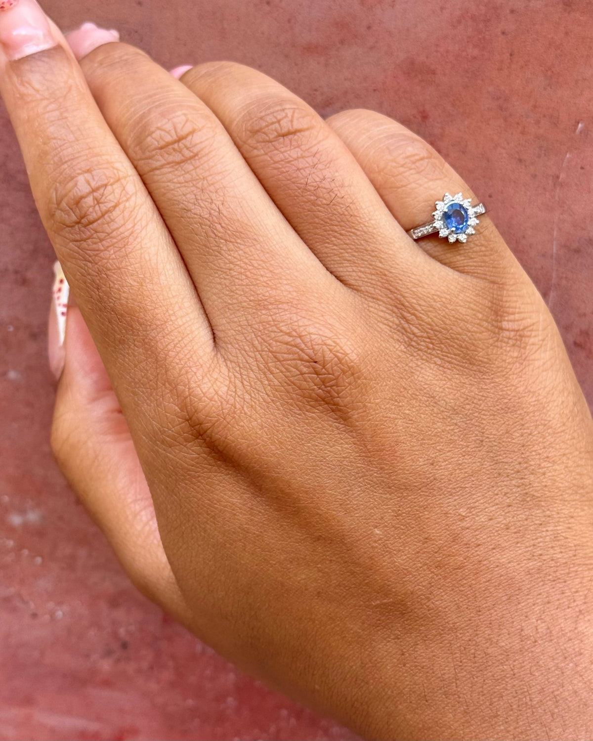 Bague Marguerite Saphir 0.55 carat &amp; Diamants "Margot" - Elliade Paris