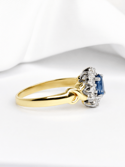 Bague Marguerite Saphir 0.55 carat &amp; Diamants "Sonia" - Elliade Paris