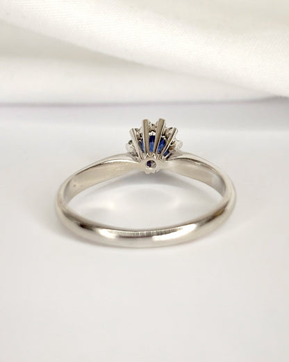 Bague Marguerite Saphir 0.56 carat &amp; Diamants "Silvia" - Elliade Paris