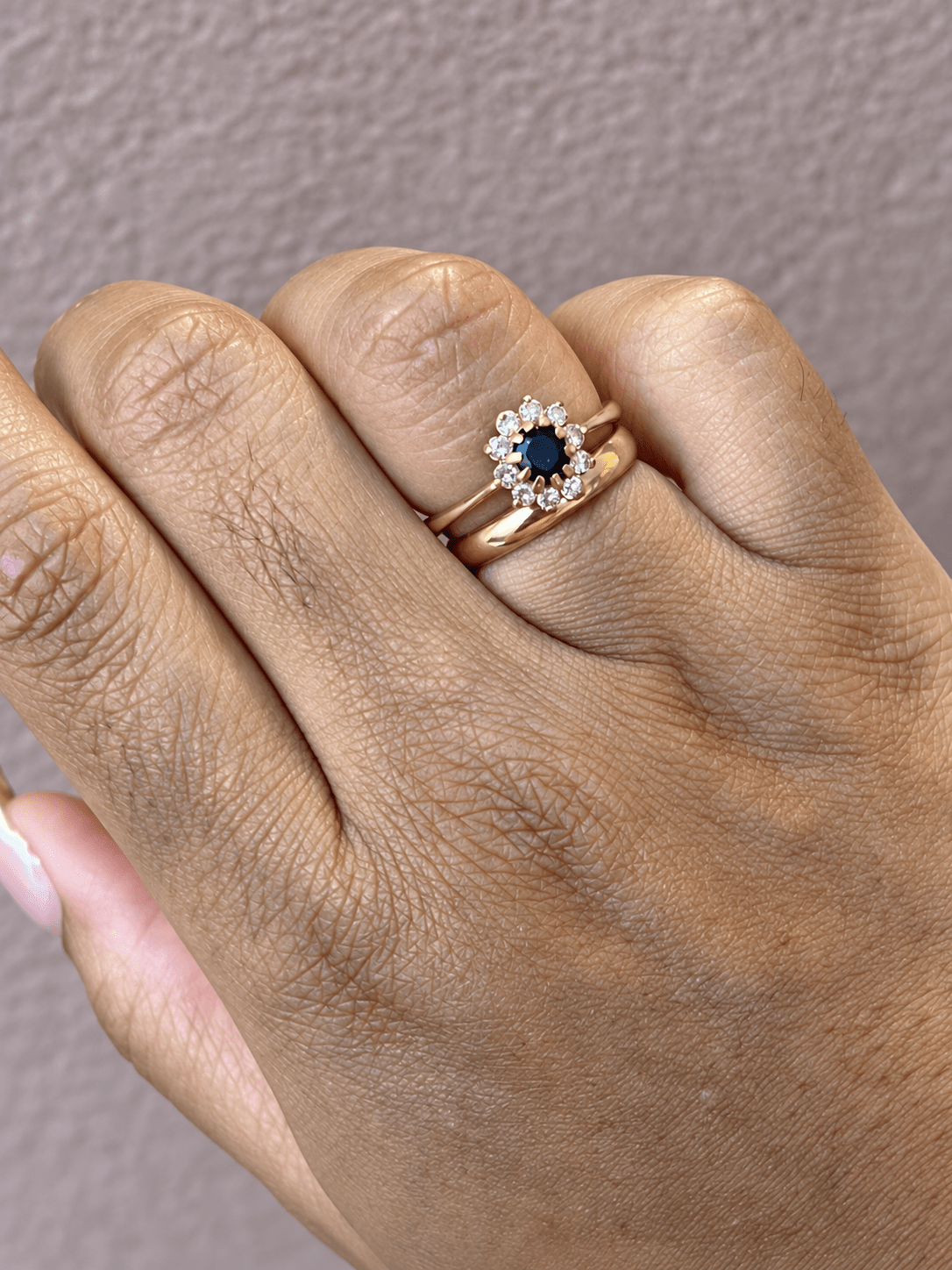 Bague Marguerite Saphir 0.57 carat &amp; Diamants "Margaux" - Elliade Paris
