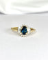 Bague Marguerite Saphir 0.60 carat & Diamants 0.25 carat "Soizic" - Elliade Paris