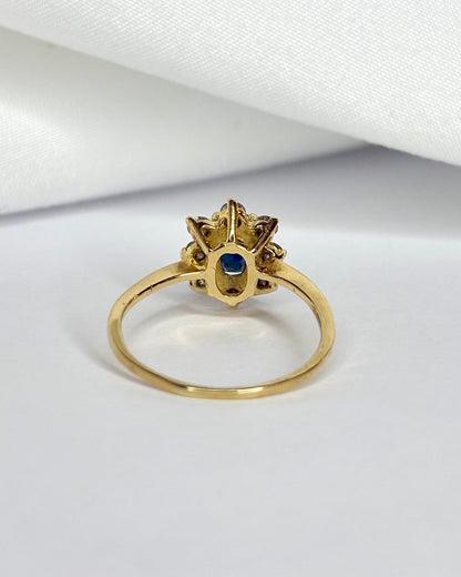 Bague Marguerite Saphir 0.60 carat &amp; Diamants 0.40 carat "Solange" - Elliade Paris