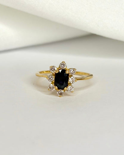 Bague Marguerite Saphir 0.60 carat &amp; Diamants 0.40 carat "Solange" - Elliade Paris