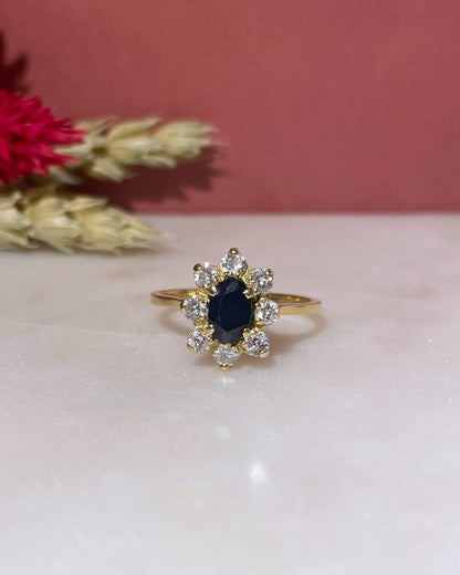 Bague Marguerite Saphir 0.60 carat &amp; Diamants &quot;Selina&quot; - Elliade Paris