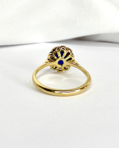 Bague Marguerite Saphir 0.70 carat &amp; 10 Diamants "Alexia" - Elliade Paris