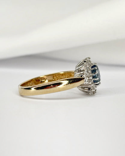 Bague Marguerite Saphir 0.70 carat &amp; Diamants 0.24 carat "Lisa" - Elliade Paris