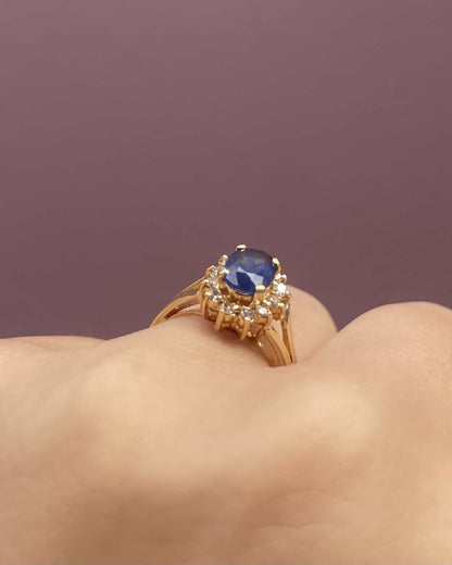Bague Marguerite Saphir 0.75 Carat &amp; 12 Diamants &quot;Julia&quot; - Elliade Paris
