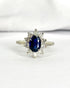 Bague Marguerite Saphir 0.75 carat & Diamants 0.40 carat "Palmire" - Elliade Paris