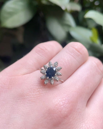 Bague Marguerite Saphir 0.75 Carat &amp; Diamants &quot;Celine&quot; - Elliade Paris
