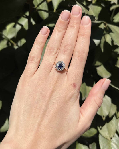 Bague Marguerite Saphir 0.75 Carat &amp; Diamants &quot;Elara&quot; - Elliade Paris