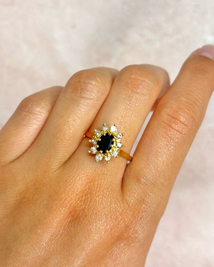 Bague Marguerite Saphir 0.80 carat &amp; Diamants 0.40 carat "Paulette" - Elliade Paris