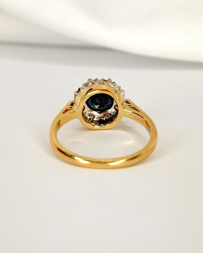 Bague Marguerite Saphir 0.80 carat &amp; Diamants "Sofia" - Elliade Paris