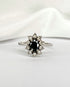 Bague Marguerite Saphir 0.82 carat & 10 Diamants "Lexie" - Elliade Paris