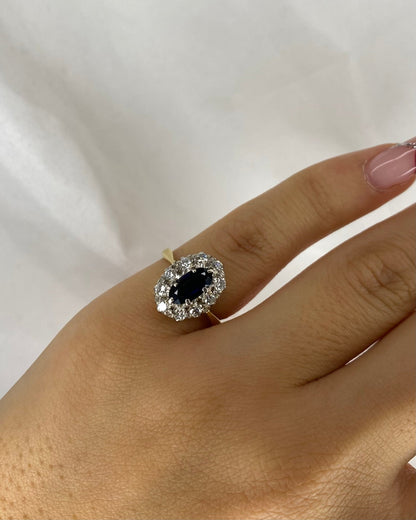 Bague Marguerite Saphir 0.82 carat &amp; Diamants 0.30 carat &quot;Laurine&quot; - Elliade Paris