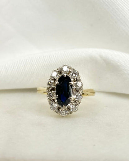 Bague Marguerite Saphir 0.82 carat &amp; Diamants 0.30 carat &quot;Laurine&quot; - Elliade Paris