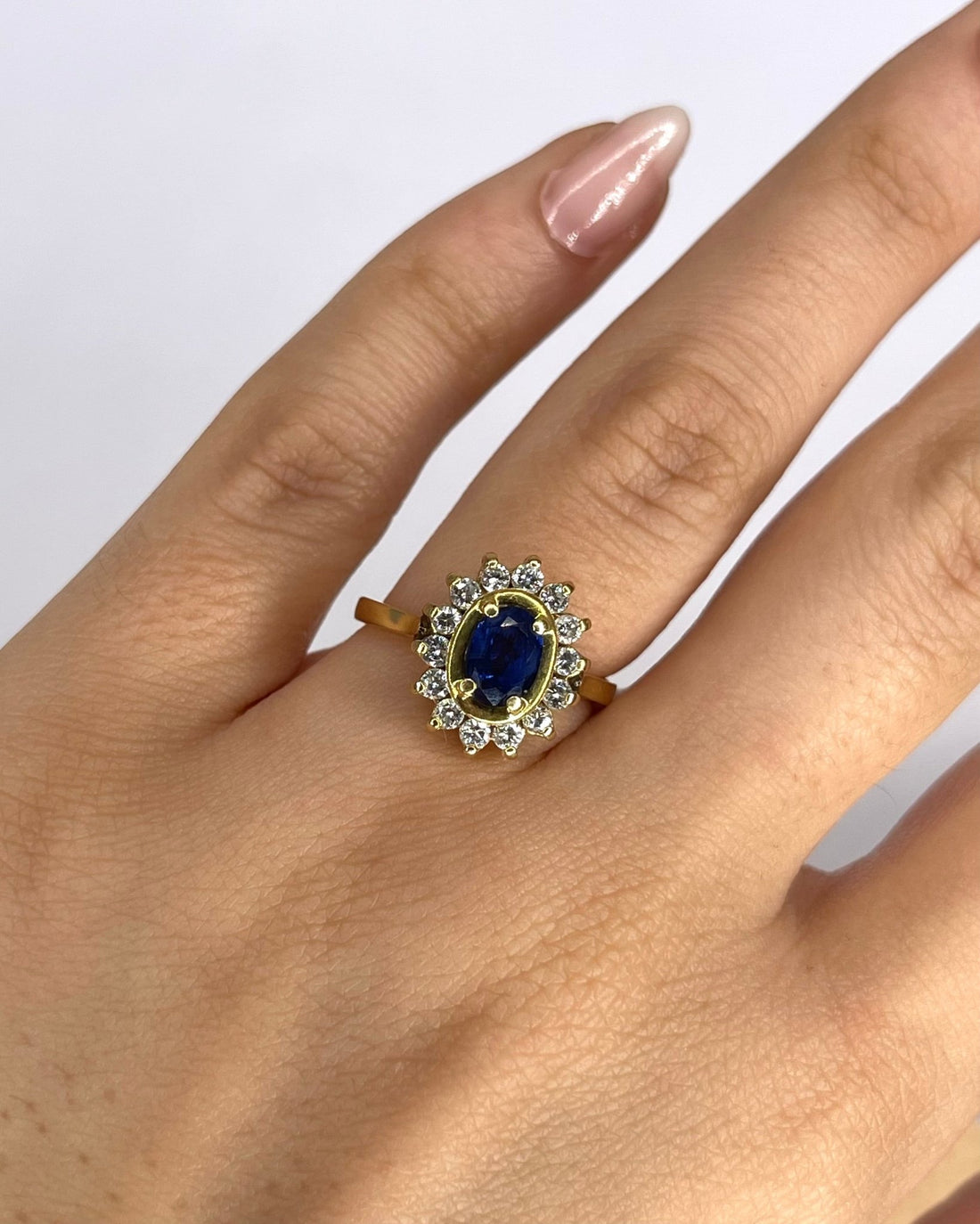 Bague Marguerite Saphir 0.85 carat &amp; Diamants 0.42 carat "Anna" - Elliade Paris