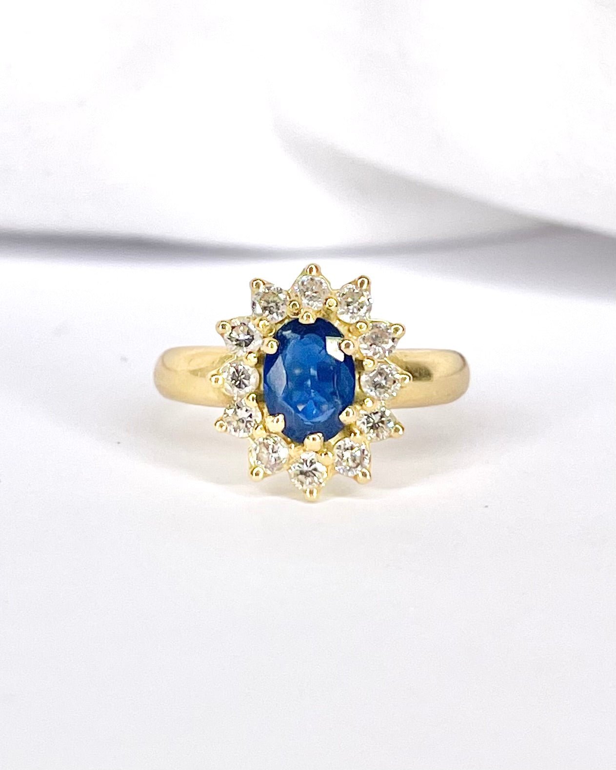 Bague Marguerite Saphir 0.85 carat &amp; Diamants 0.48 carat "Andrea" - Elliade Paris