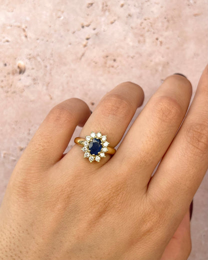 Bague Marguerite Saphir 0.85 carat &amp; Diamants 0.48 carat "Andrea" - Elliade Paris