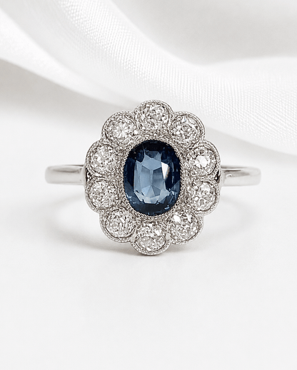 Bague Marguerite Saphir 0.85 carat &amp; Diamants 0.70 carat "Laurine" - Elliade Paris