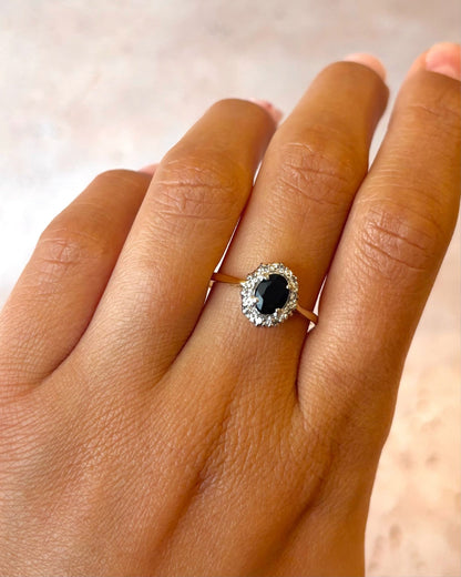 Bague Marguerite Saphir 0.85 carat &amp; Diamants "Erine" - Elliade Paris
