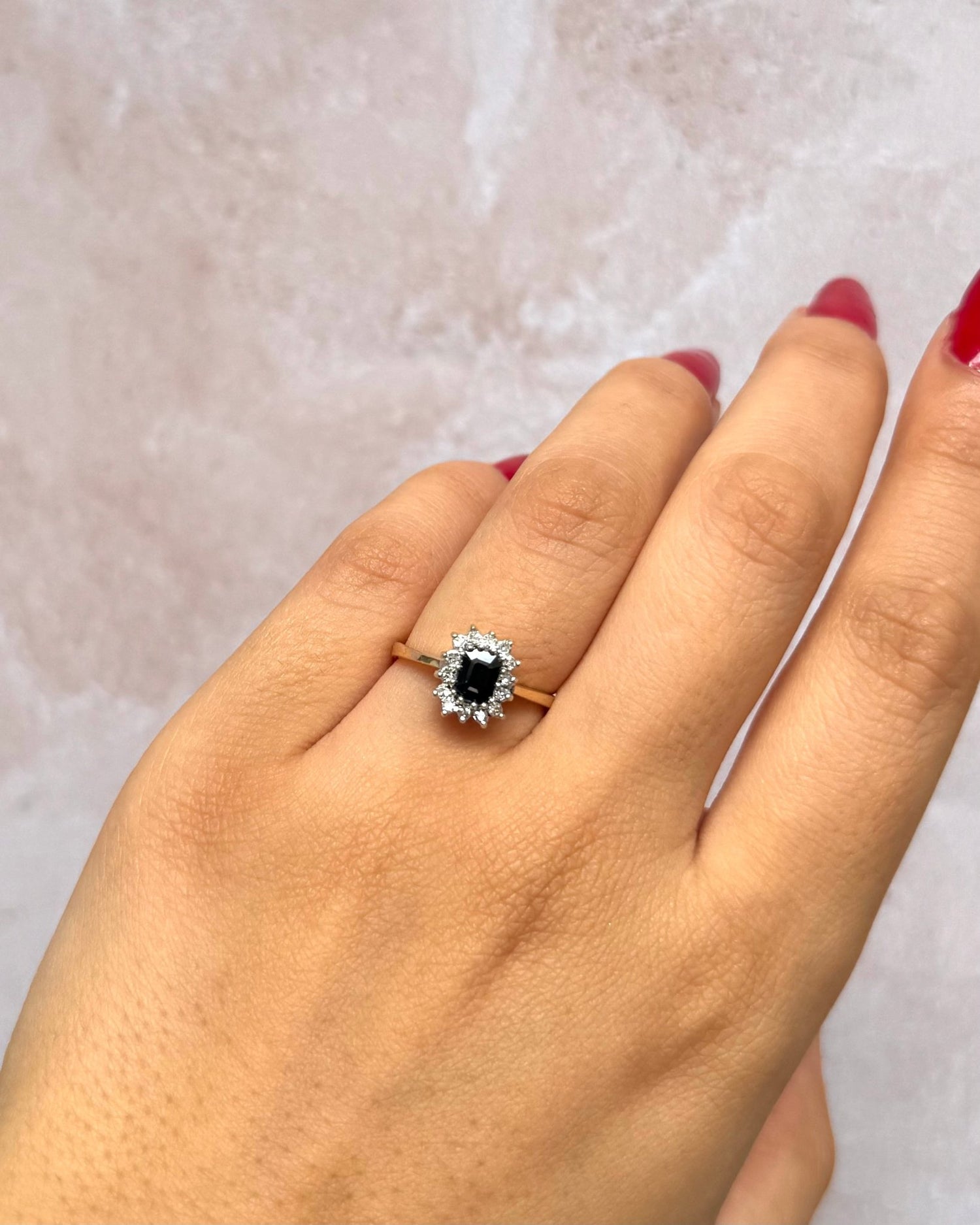 Bague Marguerite Saphir 0.87 carat &amp; Diamants "Germaine" - Elliade Paris