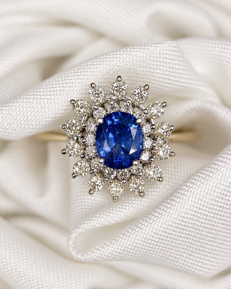 Bague Marguerite Saphir 0.95 carat &amp; Diamants 0.42 carat "Florence" - Elliade Paris