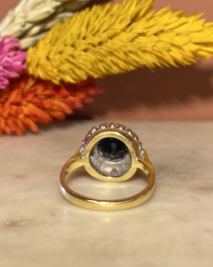Bague Marguerite Saphir 1 carat &amp; 10 Diamants &quot;Beatrice&quot; - Elliade Paris