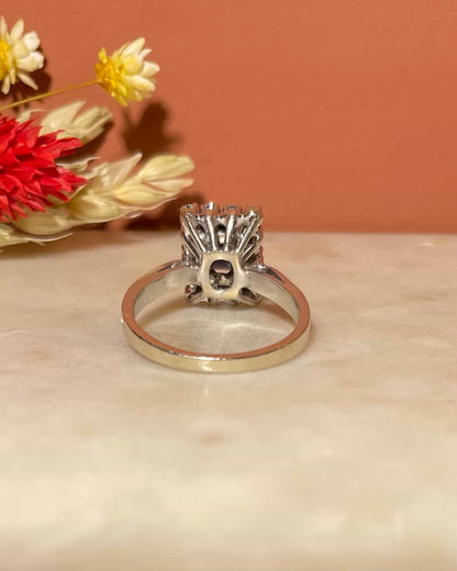 Bague Marguerite Saphir 1 carat &amp; 14 Diamants &quot;Haileenn&quot; - Elliade Paris