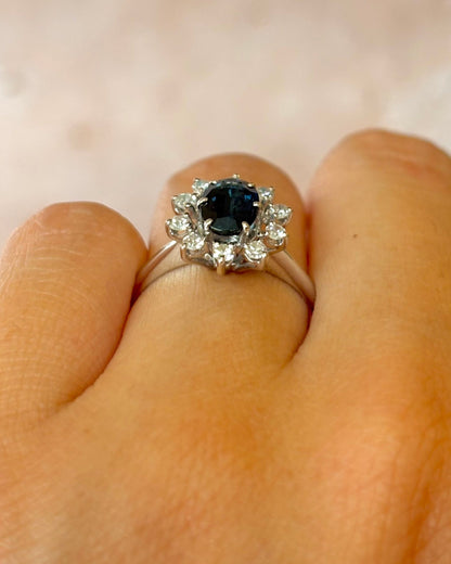 Bague Marguerite Saphir 1 carat &amp; Diamants 0.25 carat "Loreleï" - Elliade Paris