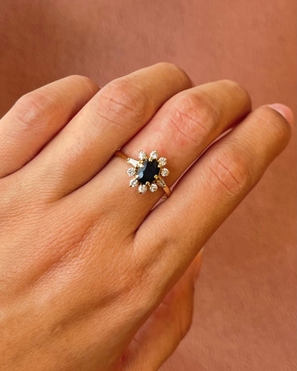 Bague Marguerite Saphir 1 carat &amp; Diamants 0.33 carat "Meredith" - Elliade Paris