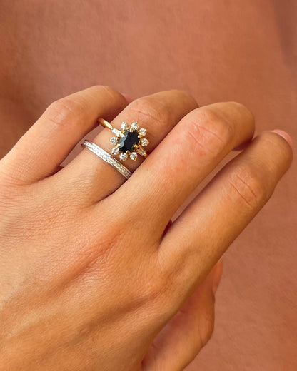 Bague Marguerite Saphir 1 carat &amp; Diamants 0.33 carat "Meredith" - Elliade Paris