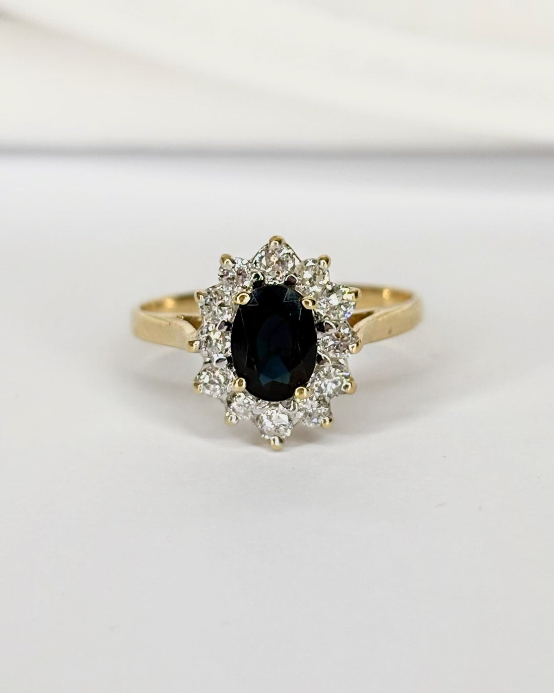 Bague Marguerite Saphir 1 carat &amp; Diamants 0.36 carat "Sianne" - Elliade Paris