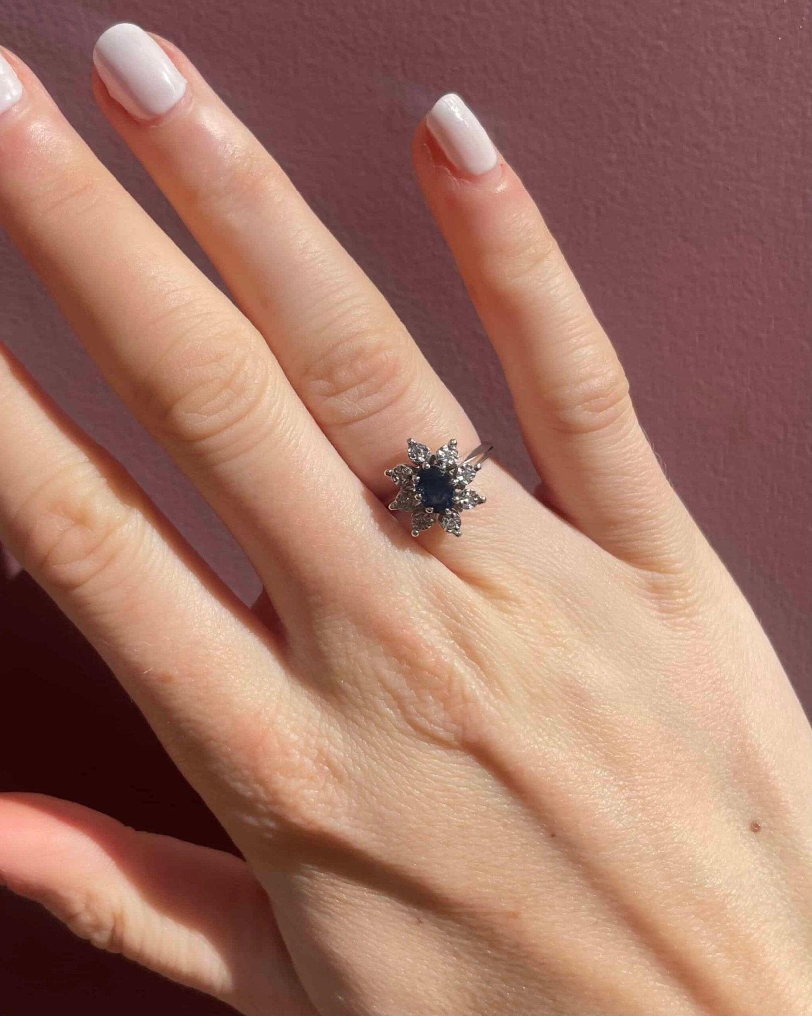 Bague Marguerite Saphir 1 carat &amp; Diamants "Élina" - Elliade Paris