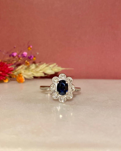 Bague Marguerite Saphir 1 carat &amp; Diamants &quot;Jess&quot; - Elliade Paris