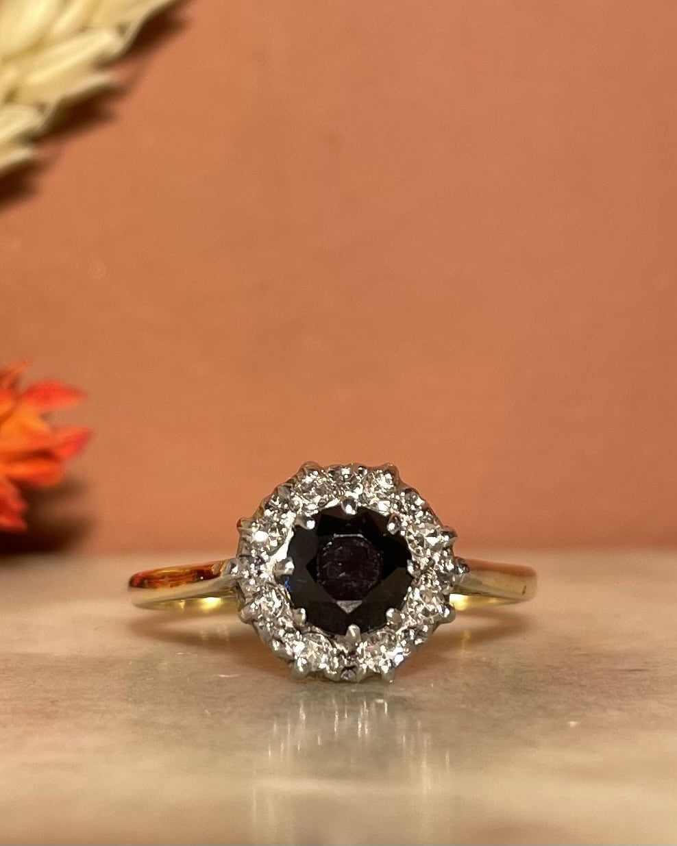 Bague Marguerite Saphir 1 carat &amp; Diamants &quot;Katerine&quot; - Elliade Paris