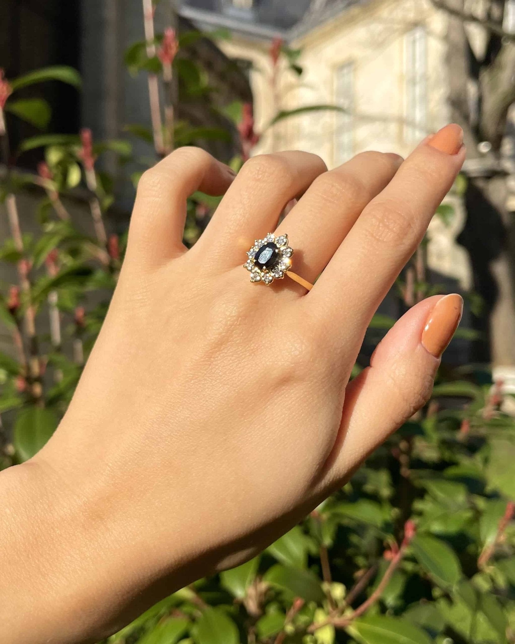 Bague Marguerite Saphir 1 carat &amp; Diamants "Saliha" - Elliade Paris