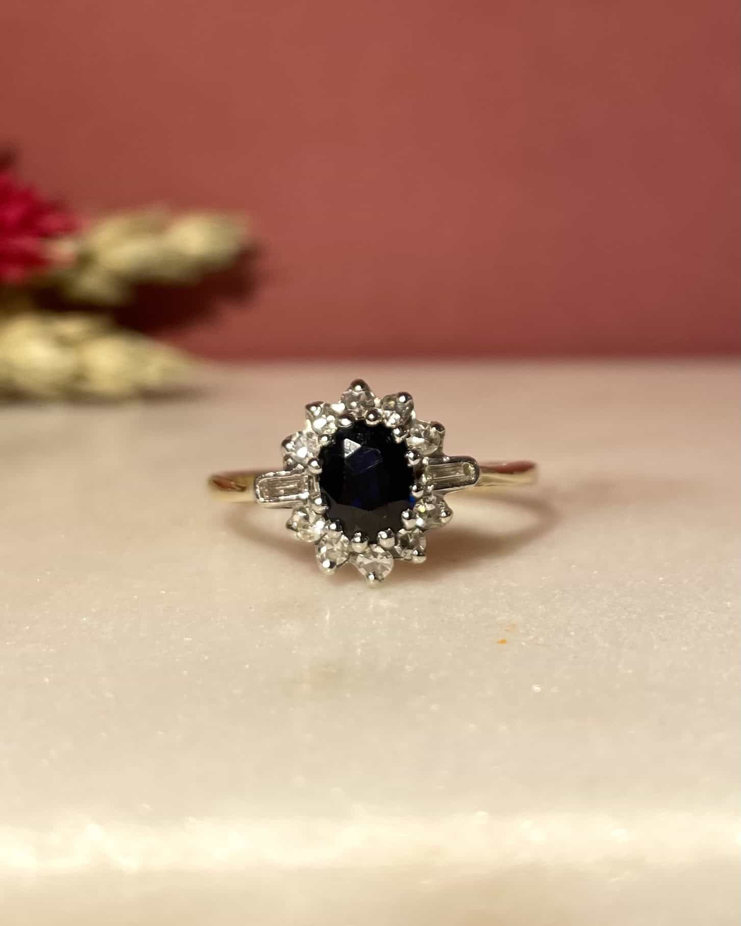 Bague Marguerite Saphir 1 carat &amp; Diamants "Wendy" - Elliade Paris