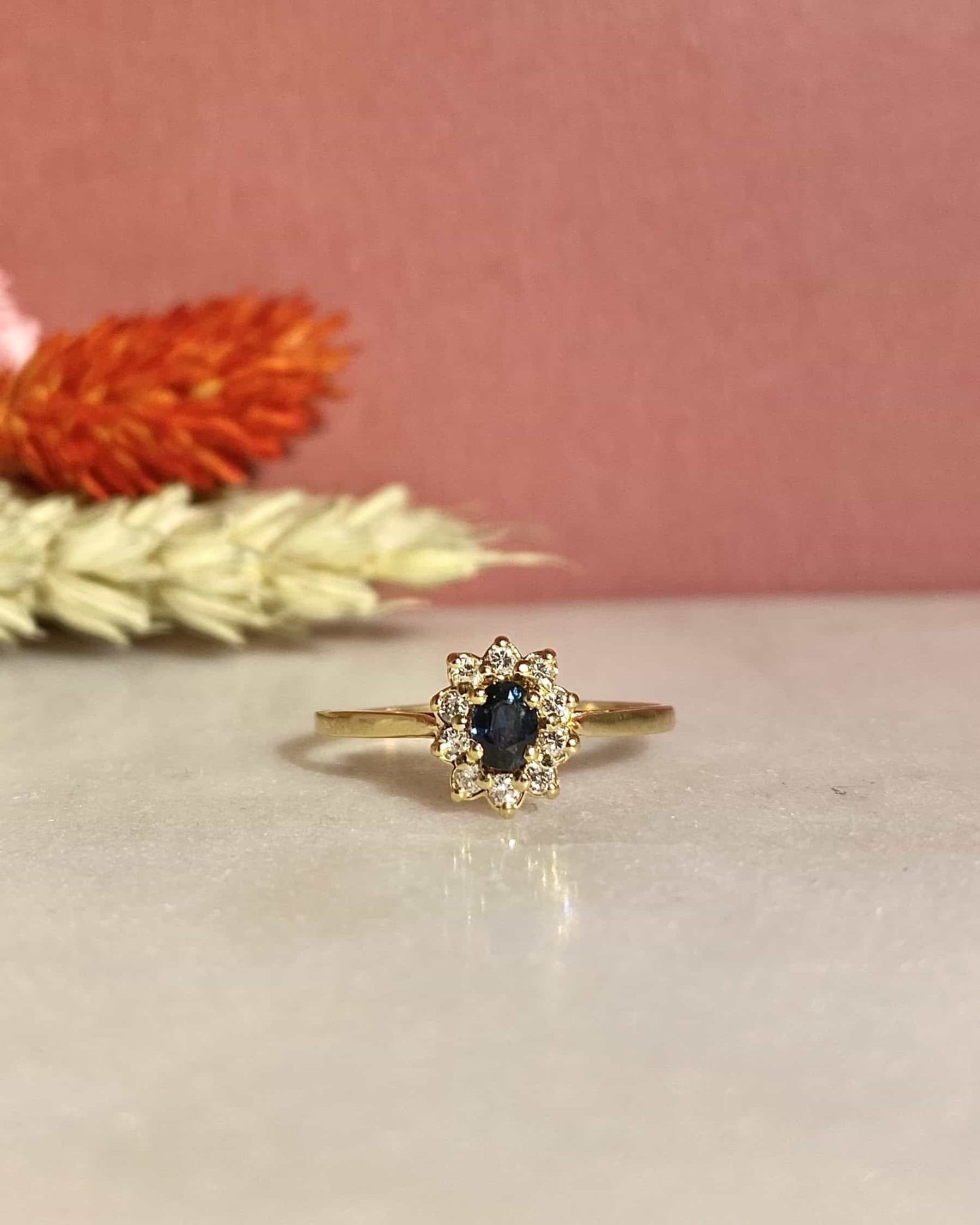 Bague Marguerite Saphir &amp; 10 Diamants &quot;Crealis&quot; - Elliade Paris