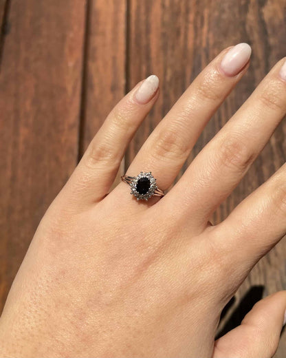 Bague Marguerite Saphir &amp; 10 Diamants &quot;Lucilia&quot; - Elliade Paris