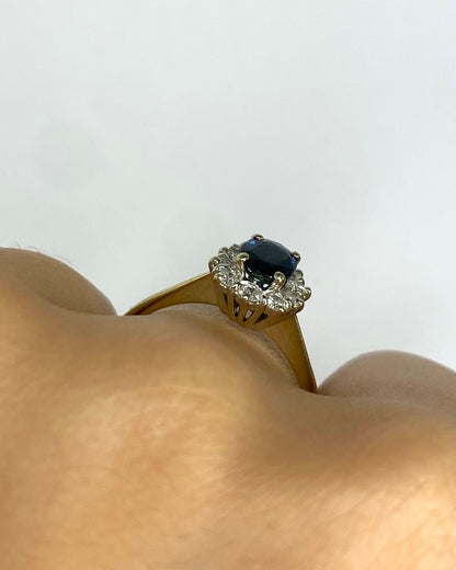 Bague Marguerite Saphir 1.05 carat &amp; Diamants 0.30 carat "Hermione" - Elliade Paris