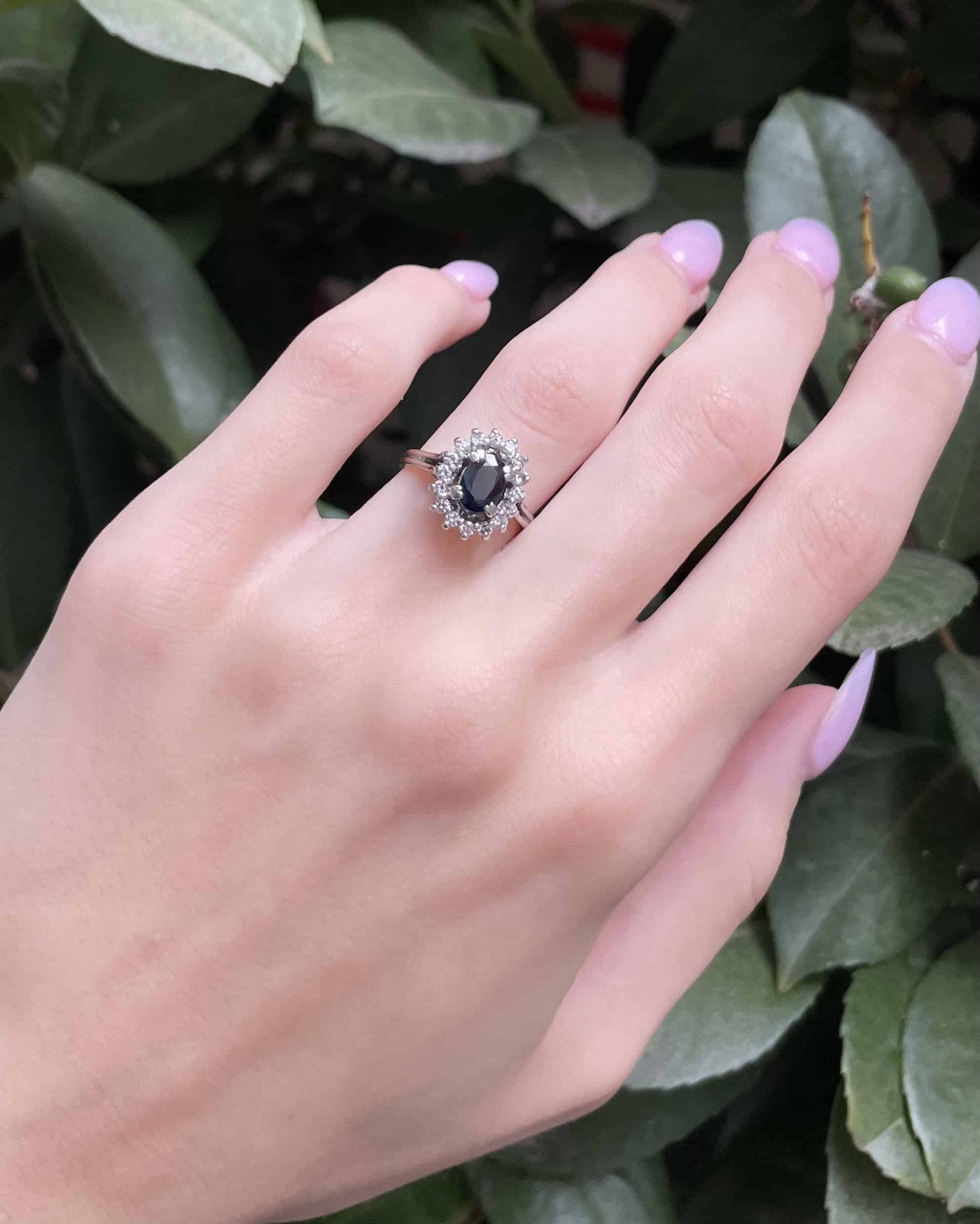 Bague Marguerite Saphir 1.05 carat &amp; Diamants "Bamya" - Elliade Paris