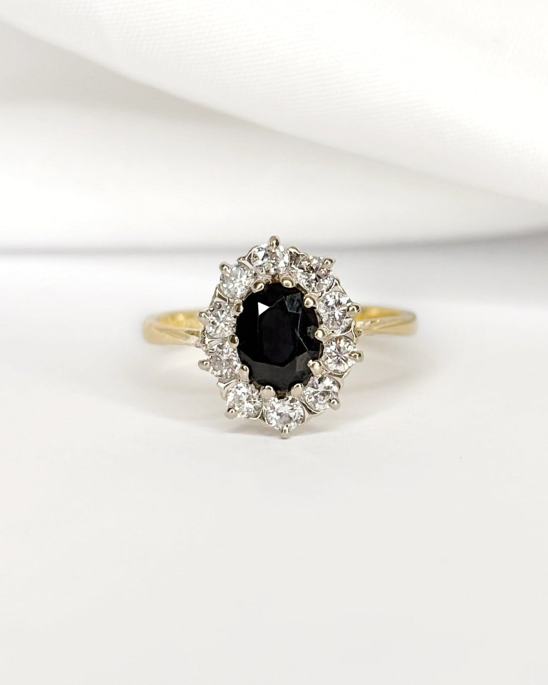 Bague Marguerite Saphir 1.06 carat &amp; Diamants 0.50 carat "Océane" - Elliade Paris