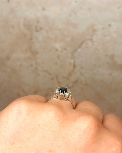 Bague Marguerite Saphir 1.10 carat &amp; Diamants "Léa" - Elliade Paris