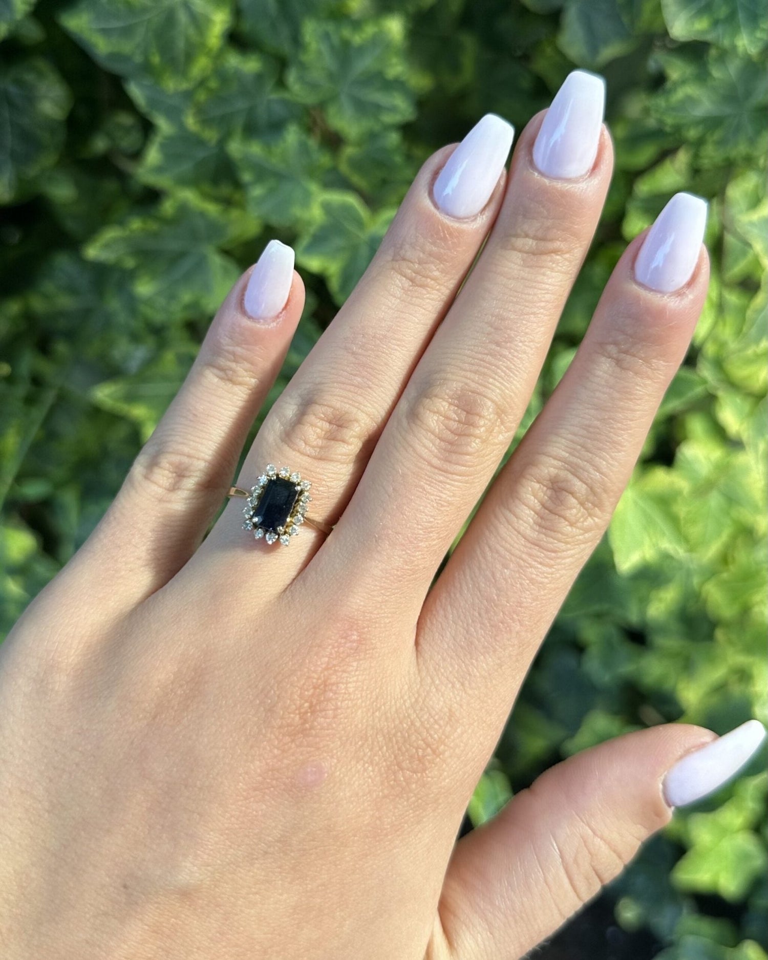 Bague Marguerite Saphir 1.10 carat &amp; Diamants &quot;Mandy&quot; - Elliade Paris