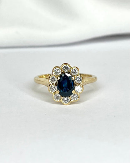 Bague Marguerite Saphir 1.11 carat &amp; Diamants 0.50 carat "Nola" - Elliade Paris